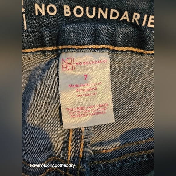 No Boundaries Button Up Jeans 7 - Picture 5 of 9